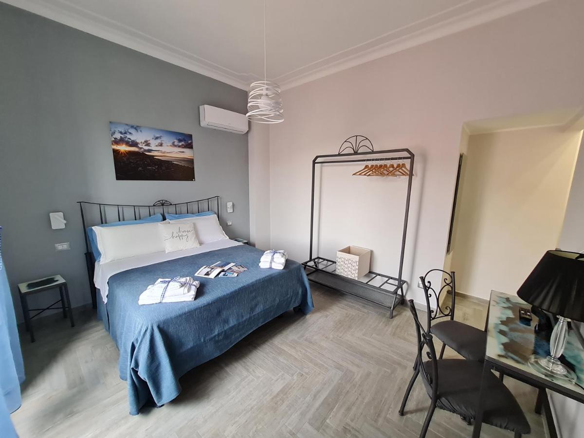 サレルノ Costa Del Sole Bed & Breakfast エクステリア 写真