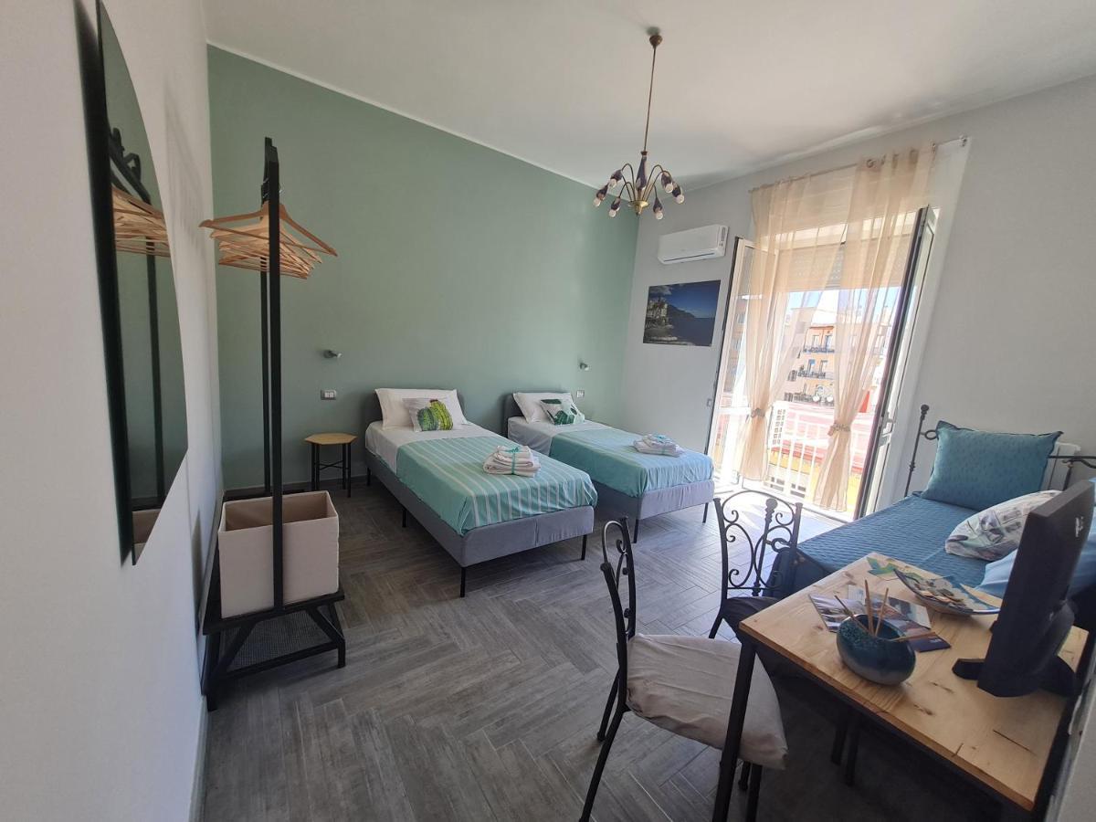 サレルノ Costa Del Sole Bed & Breakfast エクステリア 写真