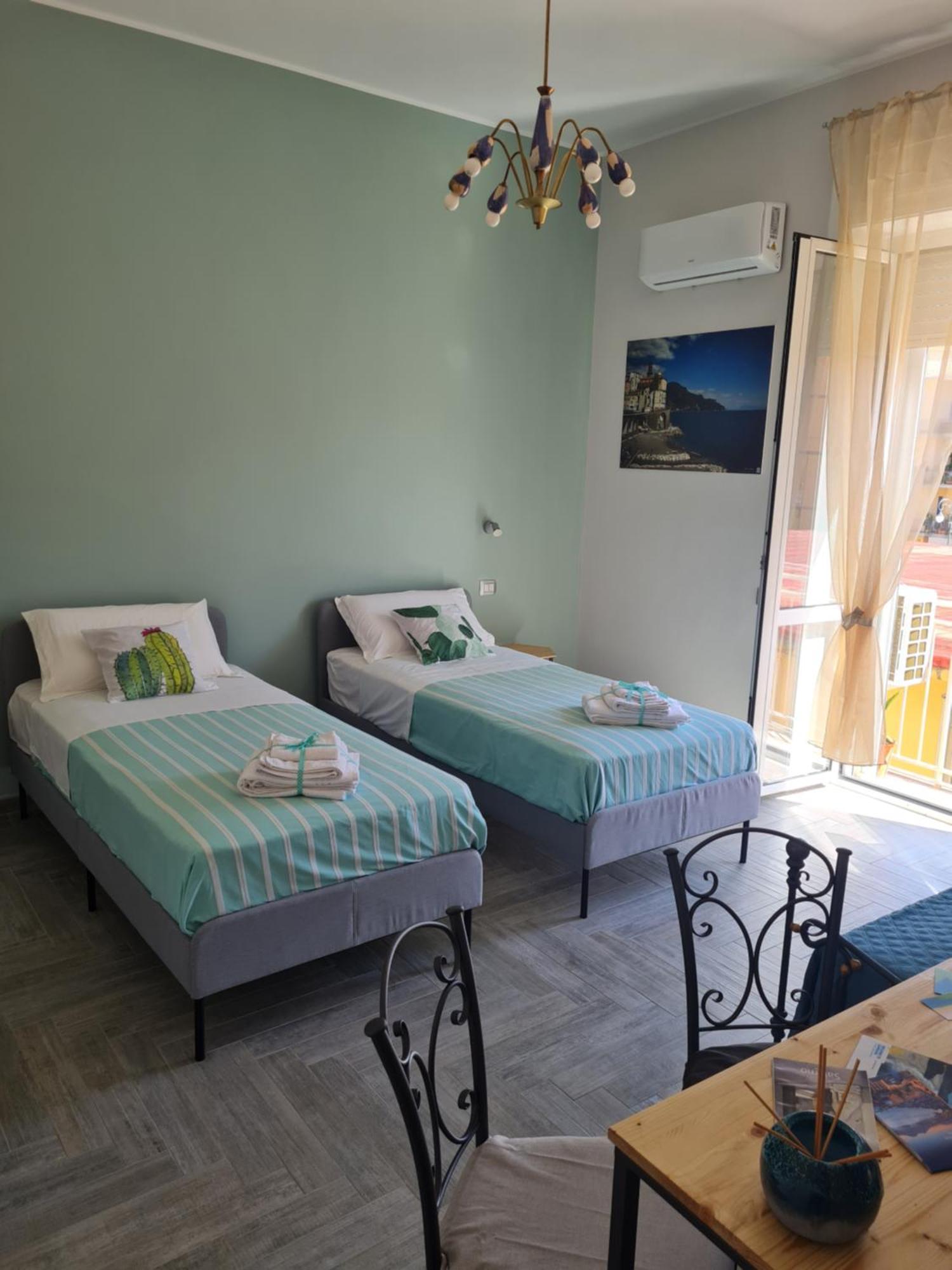 サレルノ Costa Del Sole Bed & Breakfast エクステリア 写真